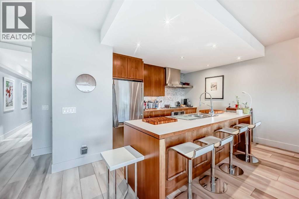 201, 2124 17 Street SW - photo 3