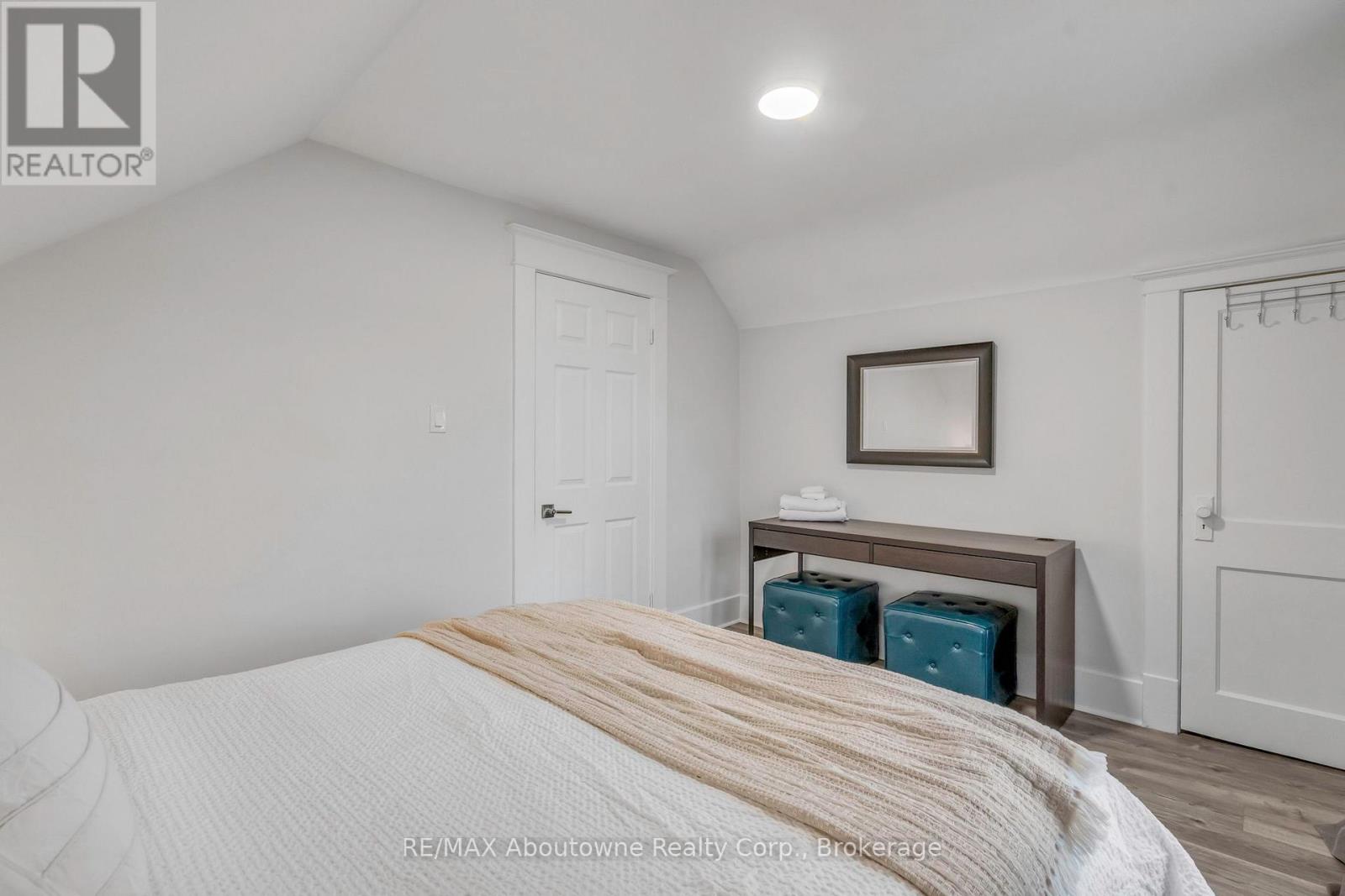 5111 KITCHENER STREET - 25