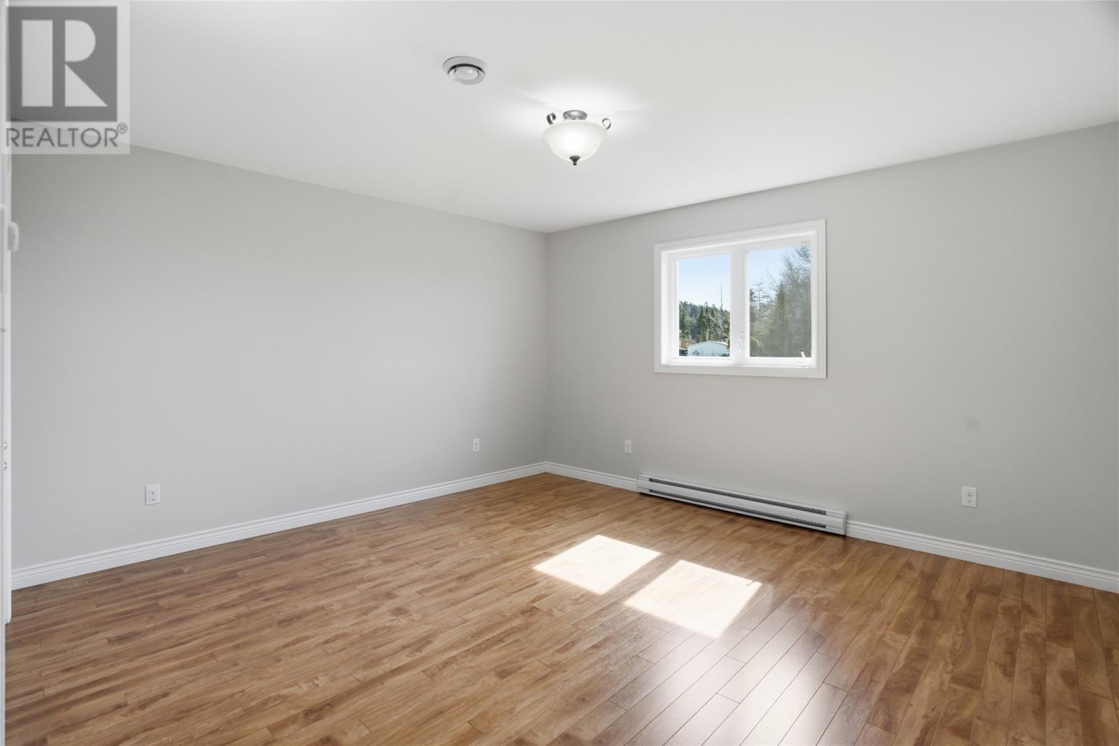 6 Tolt Road - 18