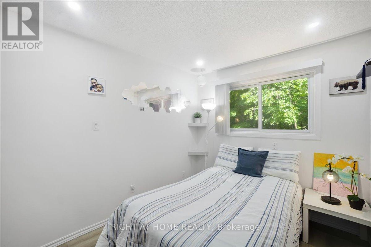 #38 2301 CAVENDISH DRIVE - 30