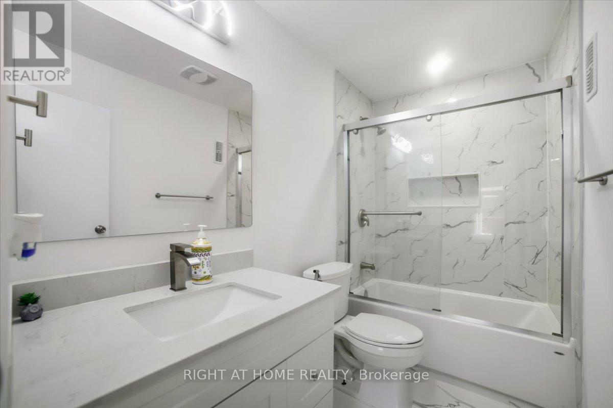 #38 2301 CAVENDISH DRIVE - 33