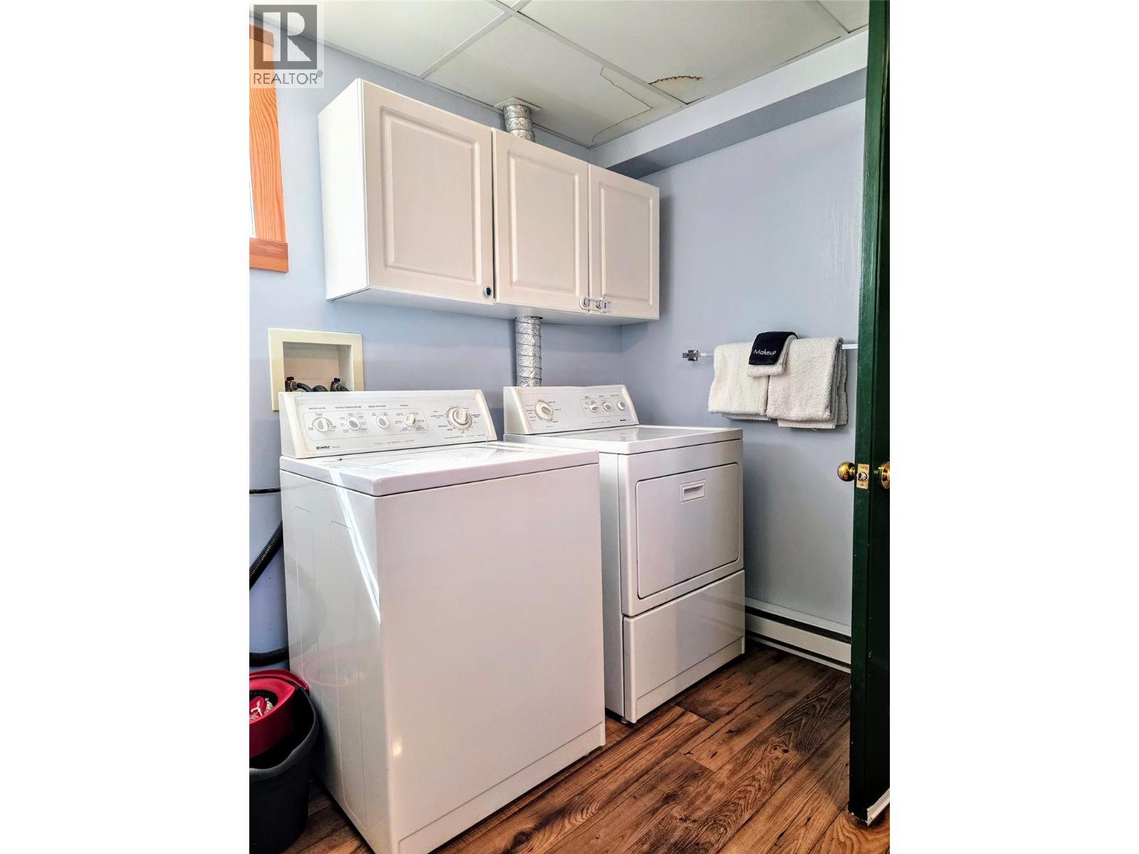 1654 Swansea Avenue - 37