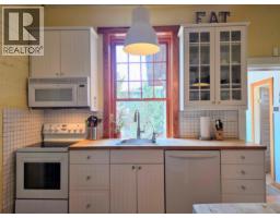 1654 Swansea Avenue, Windermere, BC V0B2L2 Photo 22
