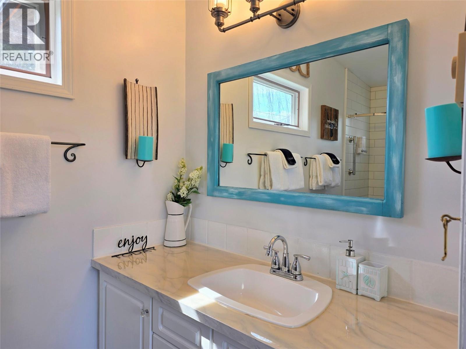 1654 Swansea Avenue - 24