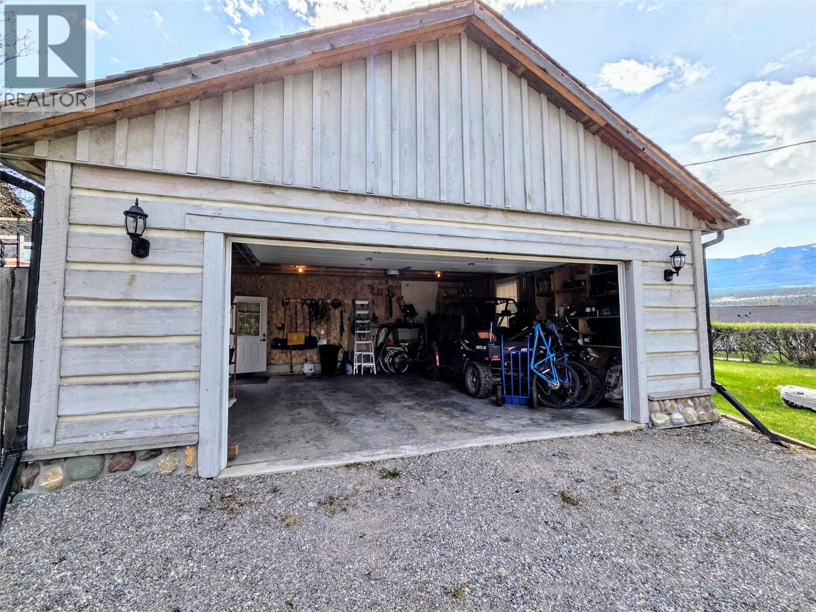 1654 Swansea Avenue - 38