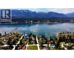 1654 Swansea Avenue, Windermere, BC V0B2L2 Photo 41