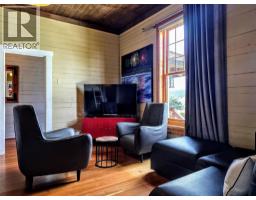 1654 Swansea Avenue, Windermere, BC V0B2L2 Photo 17