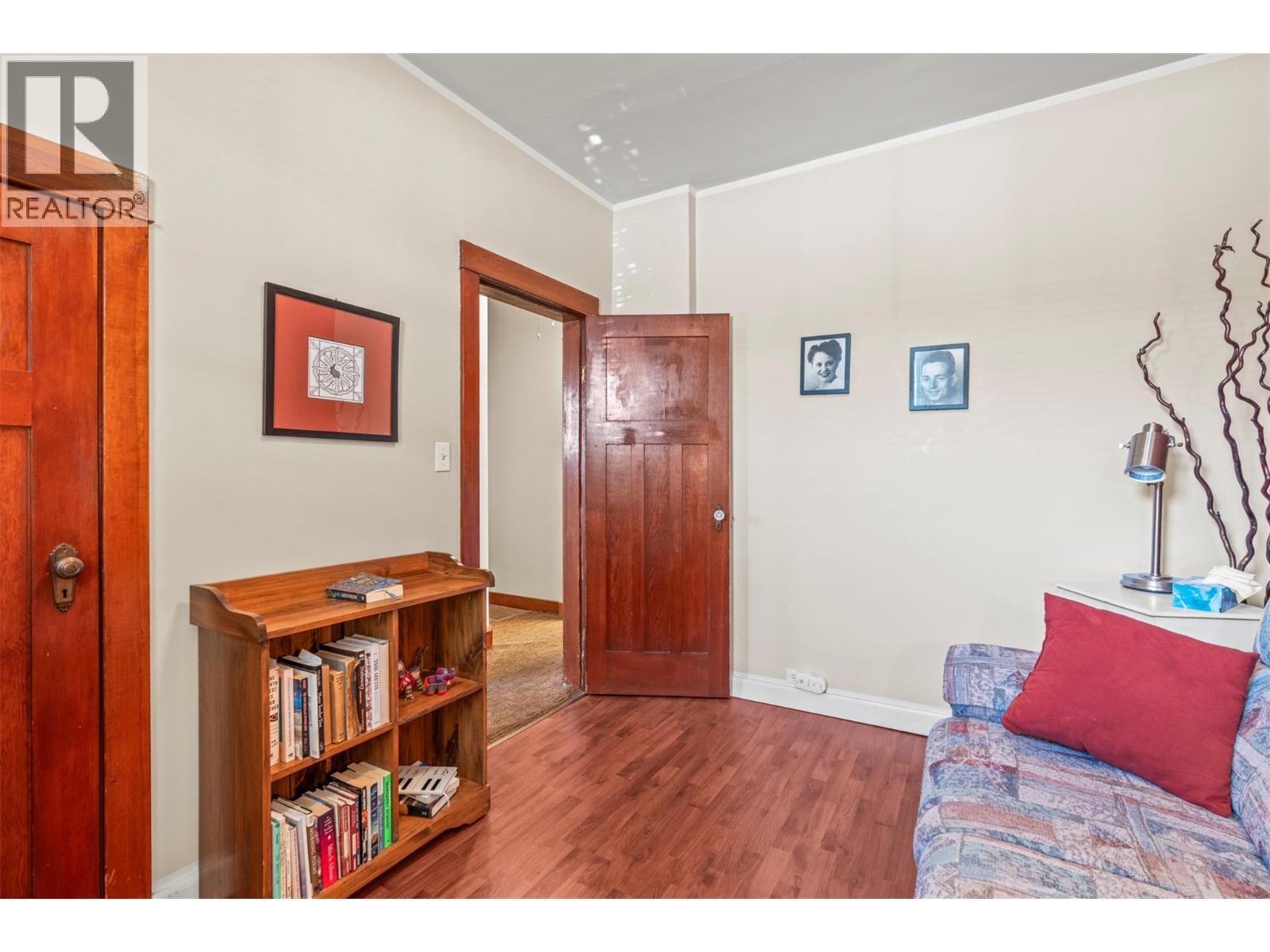 2400 32 Avenue - 14