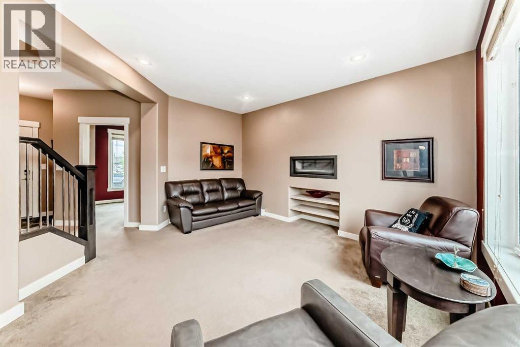8 Eva Crescent — photo 12
