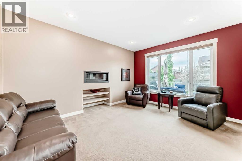8 Eva Crescent — photo 11