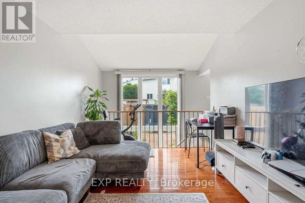 3 Bed, 3 Bath House for Sale in Ottawa – 47 – 164 MIDSUMMER TERRACE, Ottawa – MLS# X13411518 - Image 35