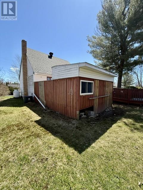 14 Cutler Avenue - 14