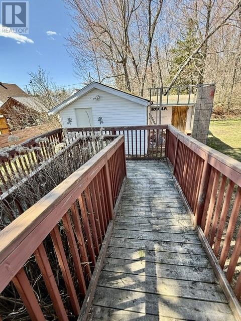 14 Cutler Avenue - 45