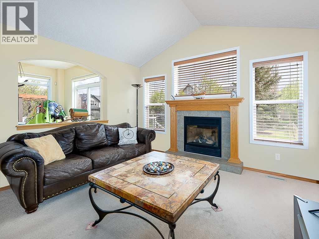143 Cougarstone Square SW — photo 17