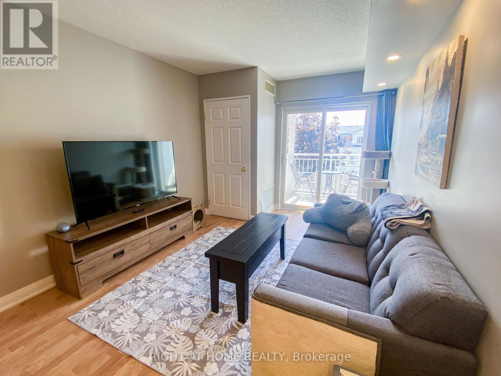 #404 35 HUNT AVENUE - 4