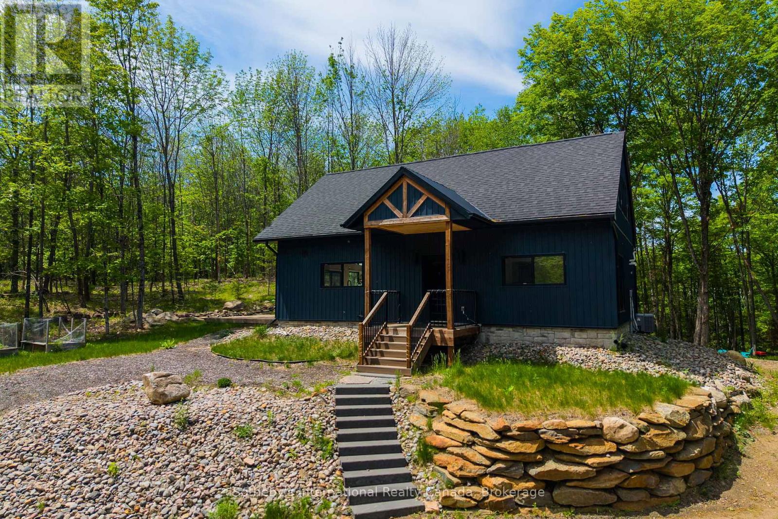 1315 NORTH DRIVE - Image 3