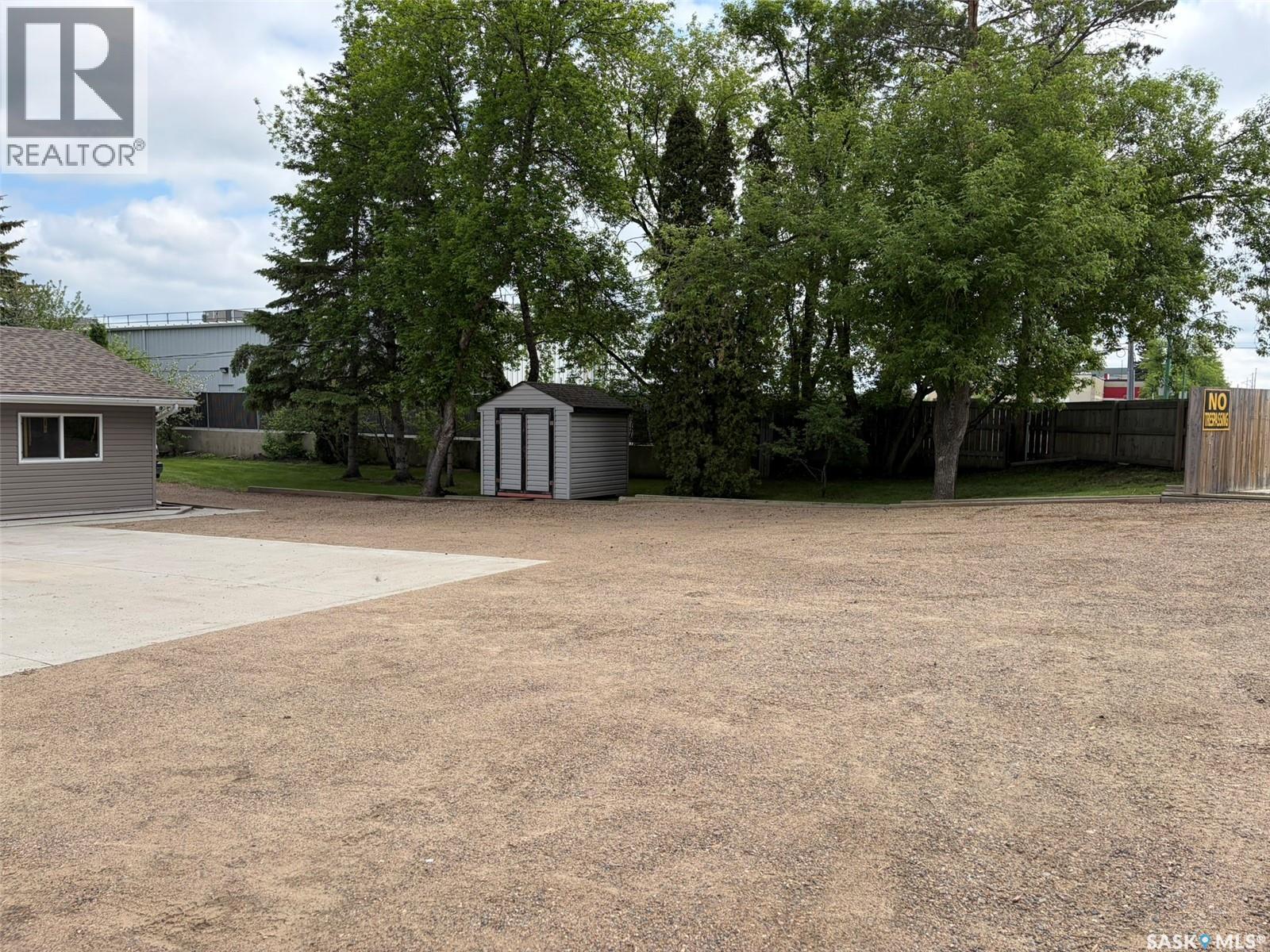 310 34th STREET W - 36