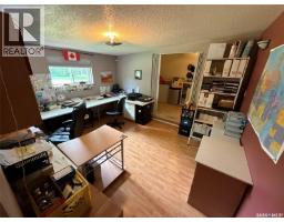 310 34th Street W, Prince Albert, SK S6V8B8 Photo 17