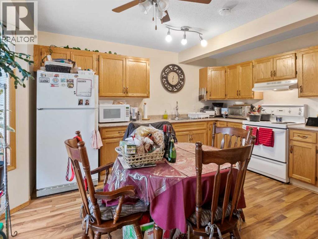 21 Dixon Crescent — photo 9