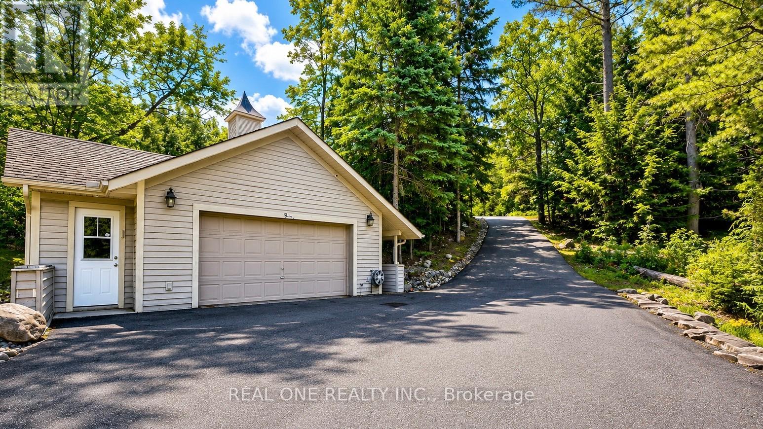 3013 MUSKOKA ROAD 117 - 32
