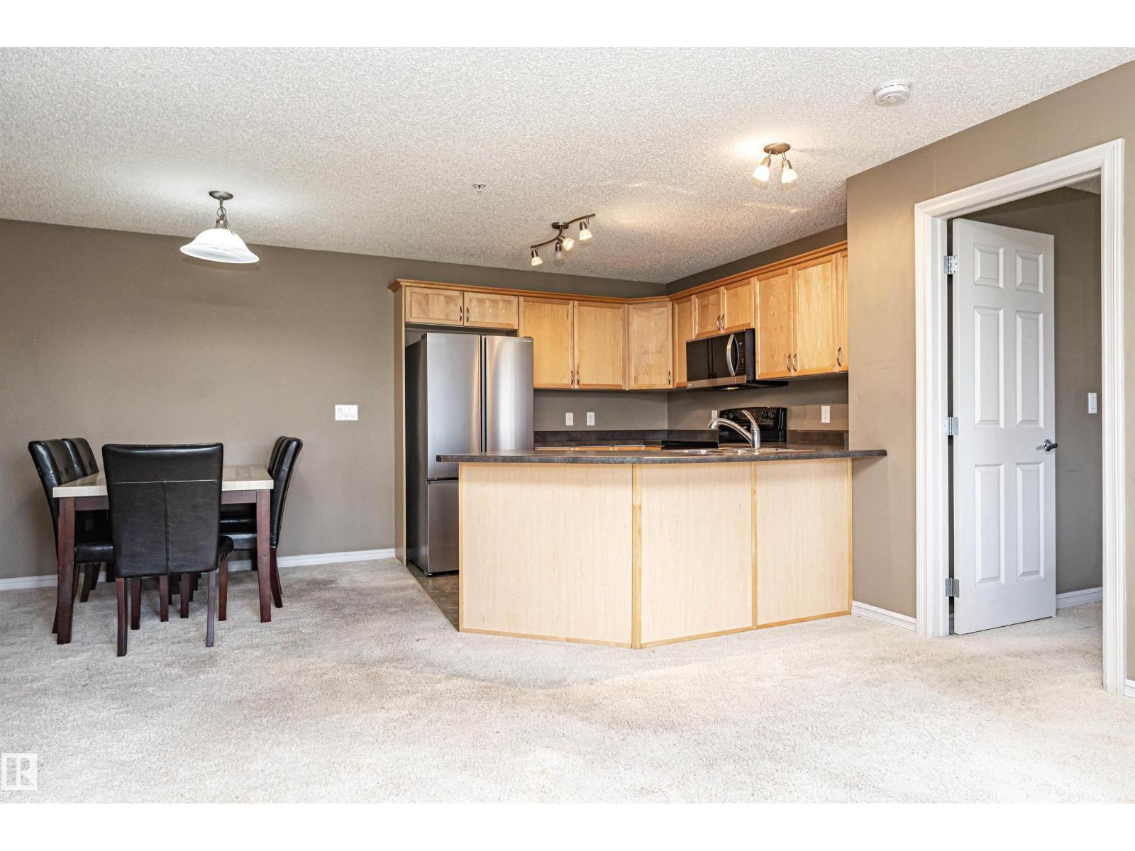 #318 13830 150 AV NW — photo 19