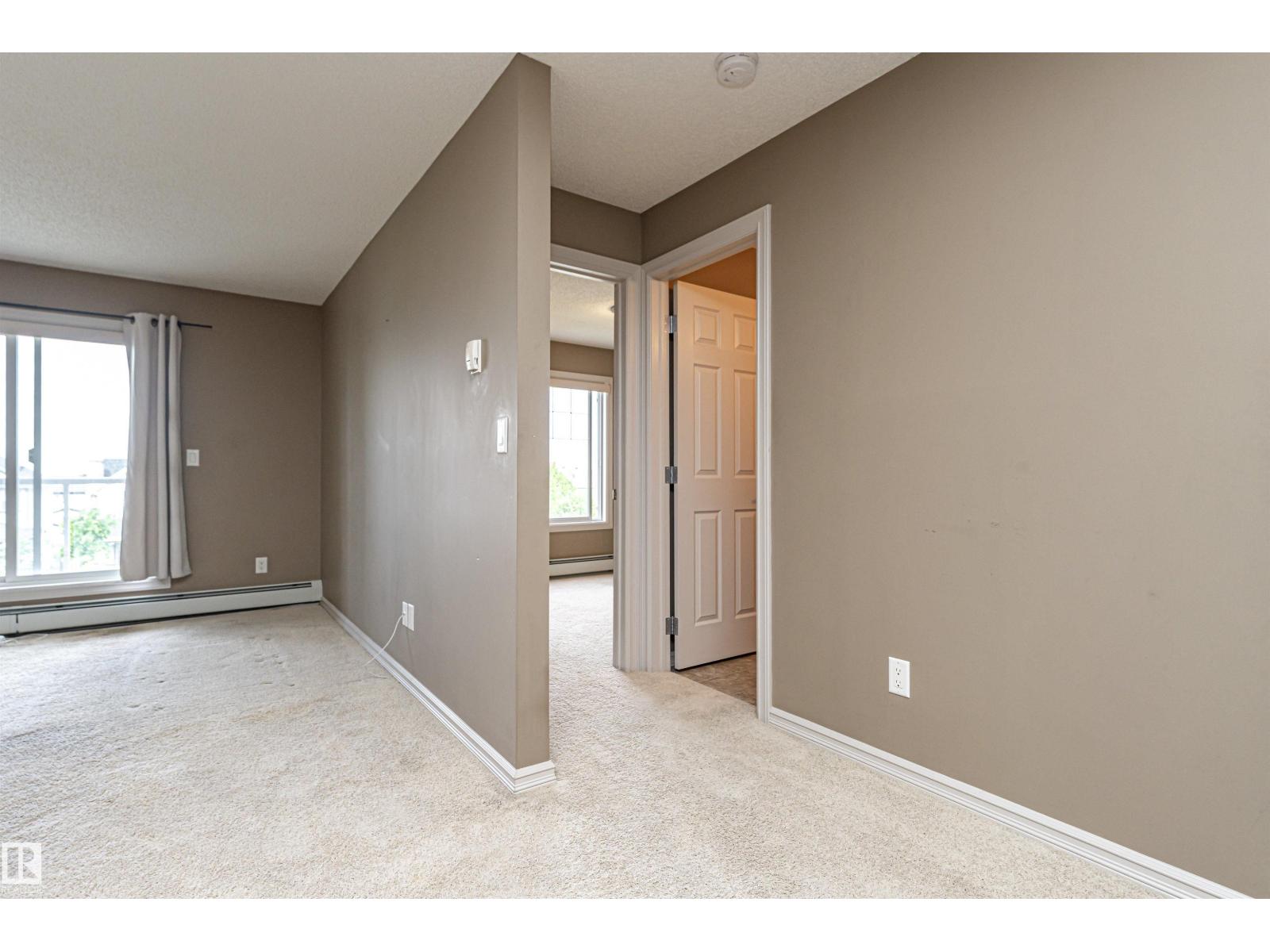 #318 13830 150 AV NW — photo 41