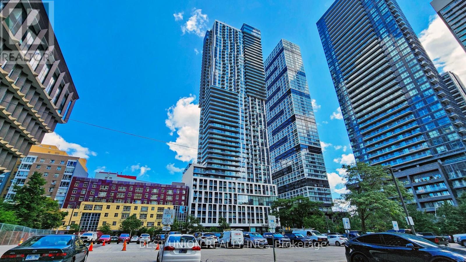 Listing photo of 1131 - 251 JARVIS STREET