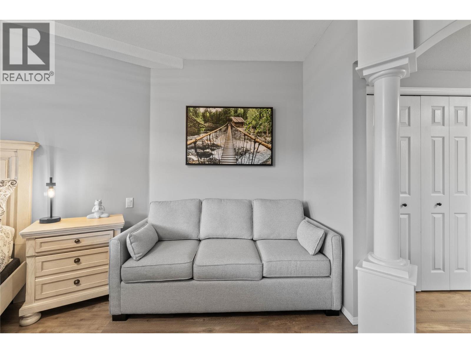 331 1088 Sunset Drive, Kelowna