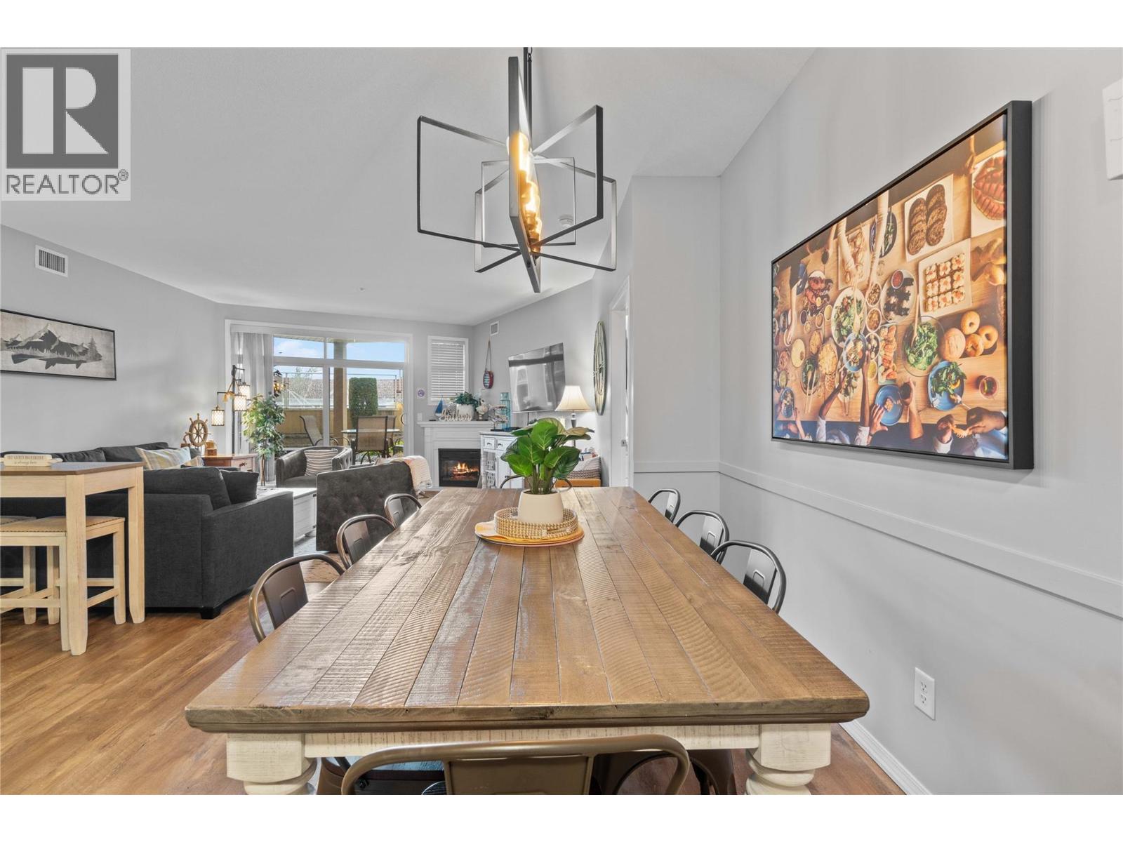 331 1088 Sunset Drive, Kelowna