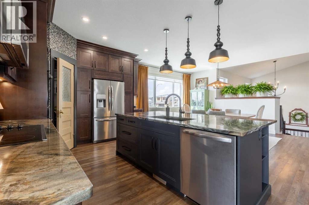 648 Sixmile Crescent S - 11