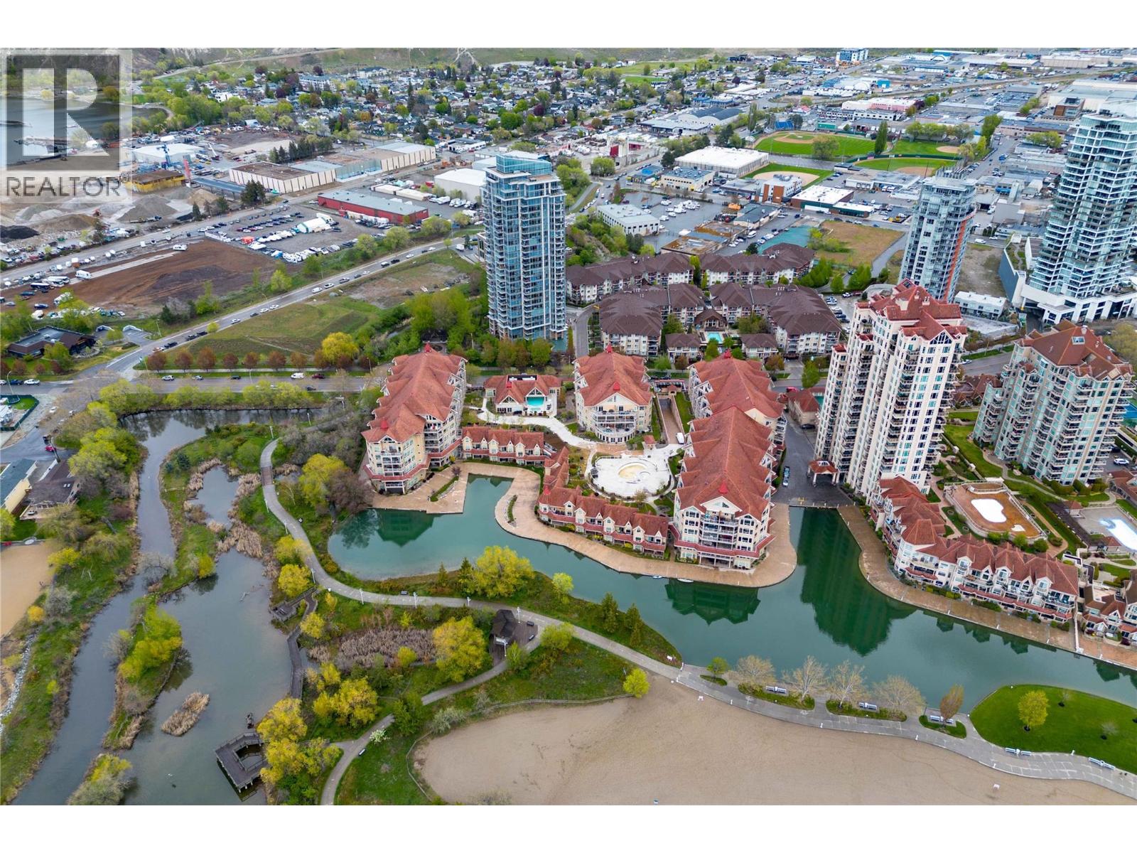 331 1088 Sunset Drive, Kelowna