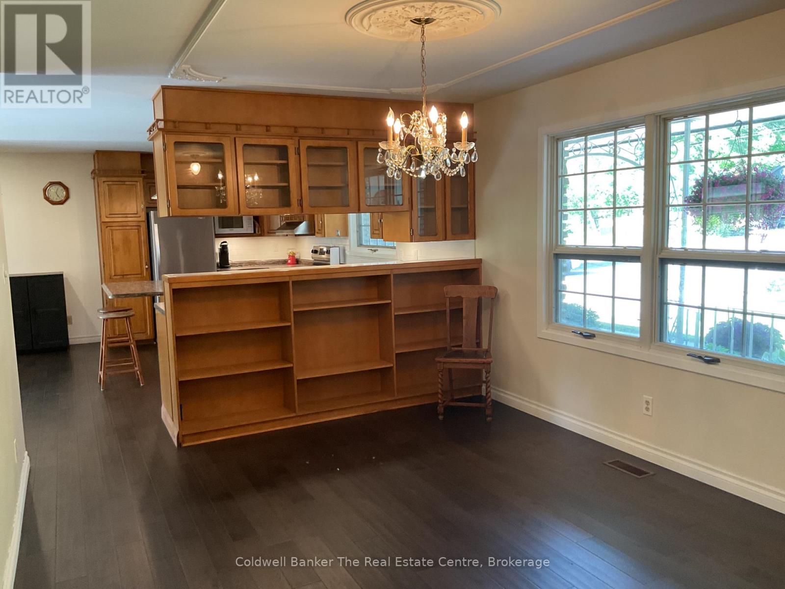 815 MUSKOKA ROAD N - 14