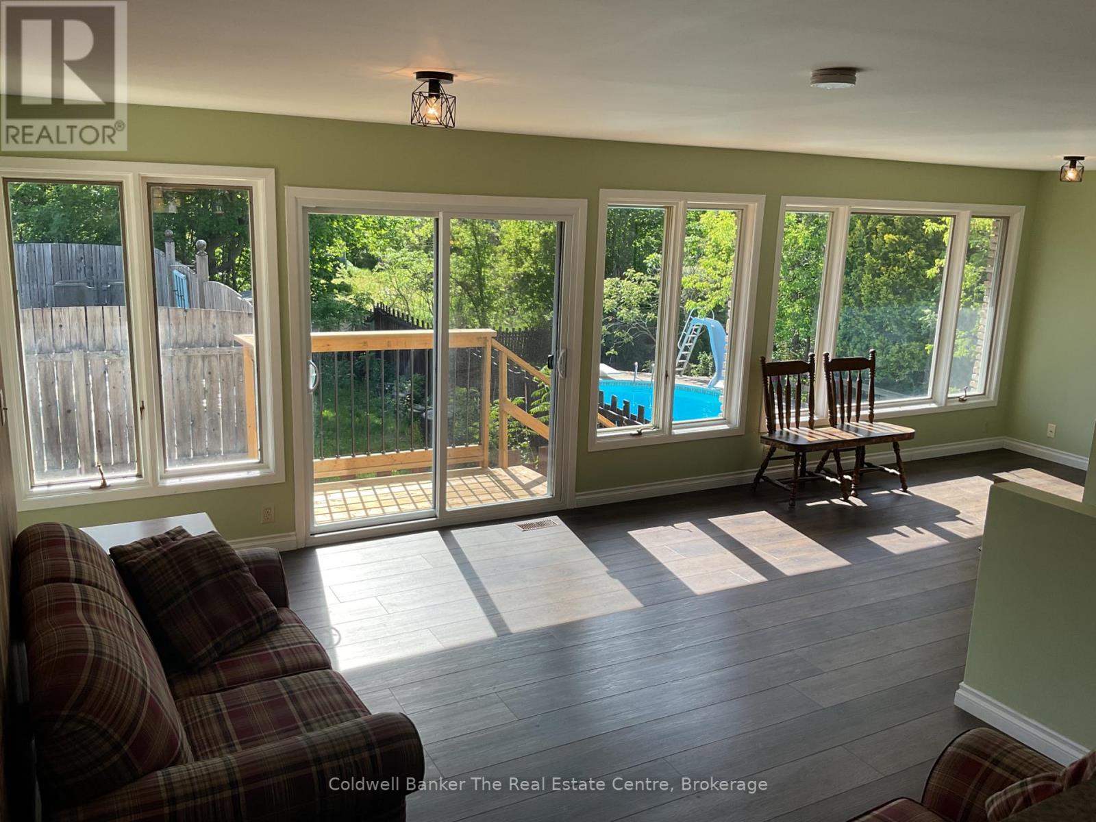 815 MUSKOKA ROAD N - 17