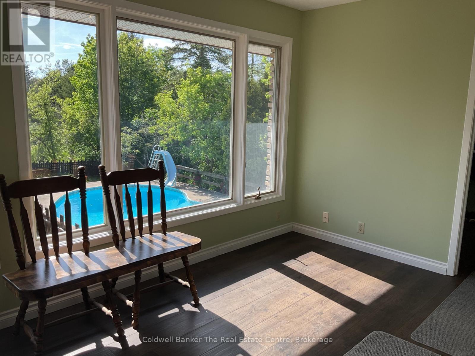 815 MUSKOKA ROAD N - 18
