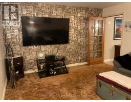 815 Muskoka Road N, Gravenhurst), ON P1P1C2 Photo 32