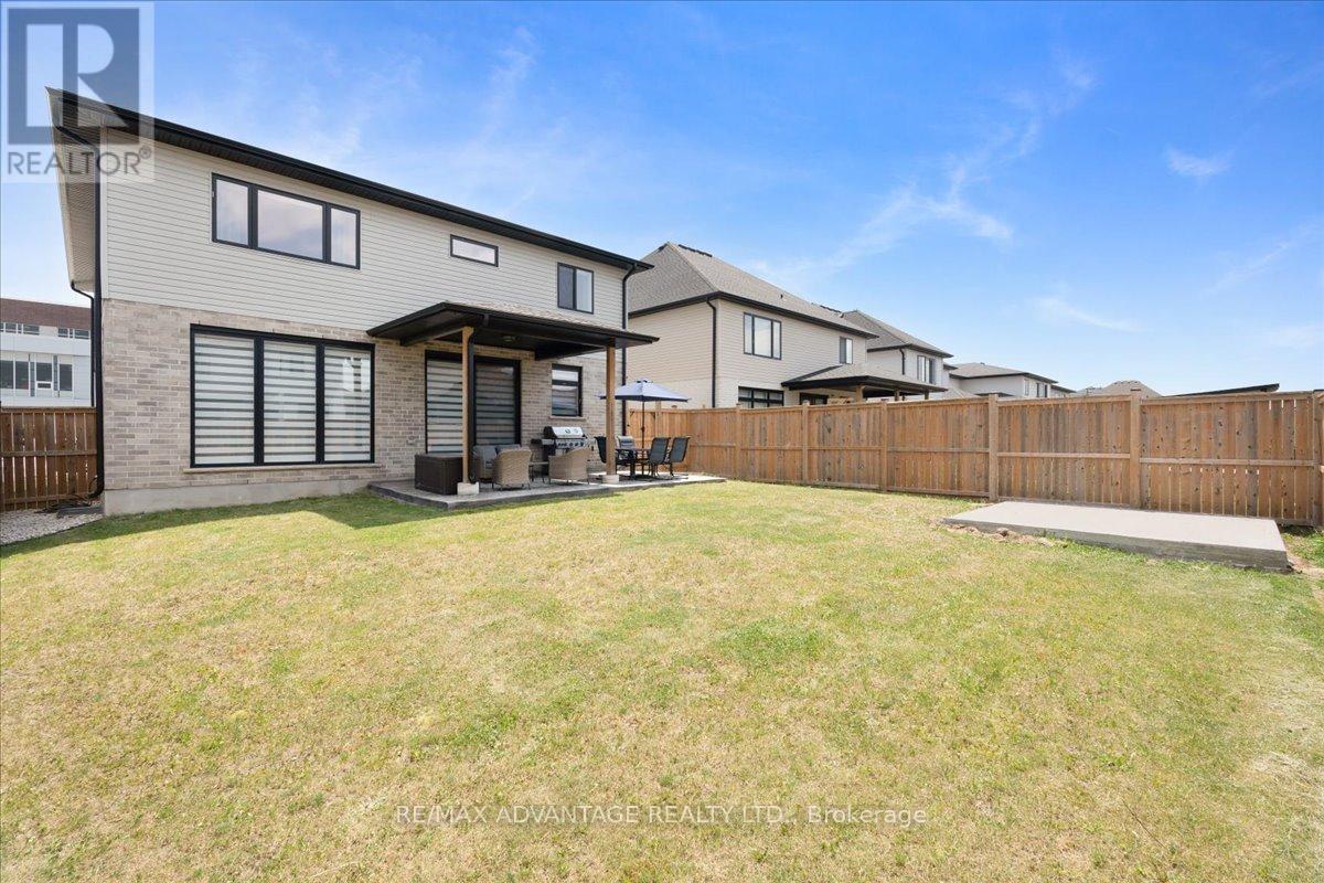 3359 REGIMENT ROAD - 32