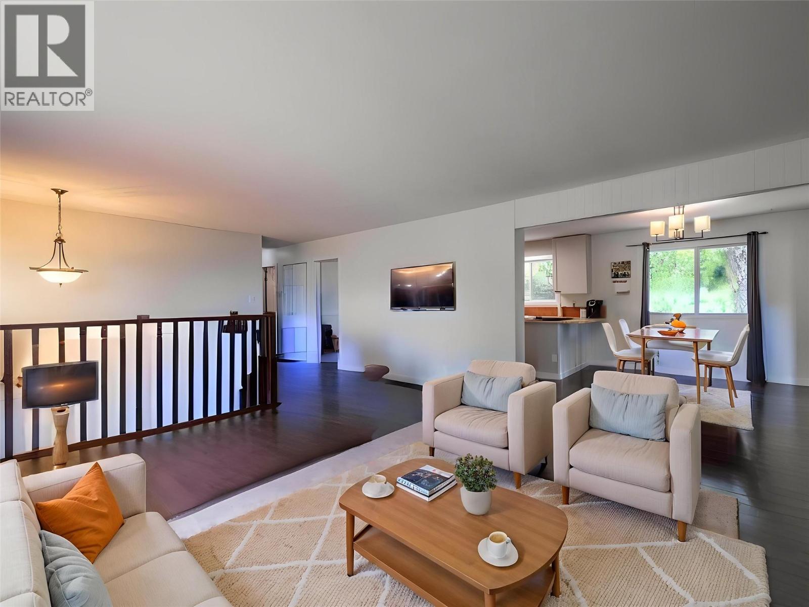 525 GARDEN Terrace - 16