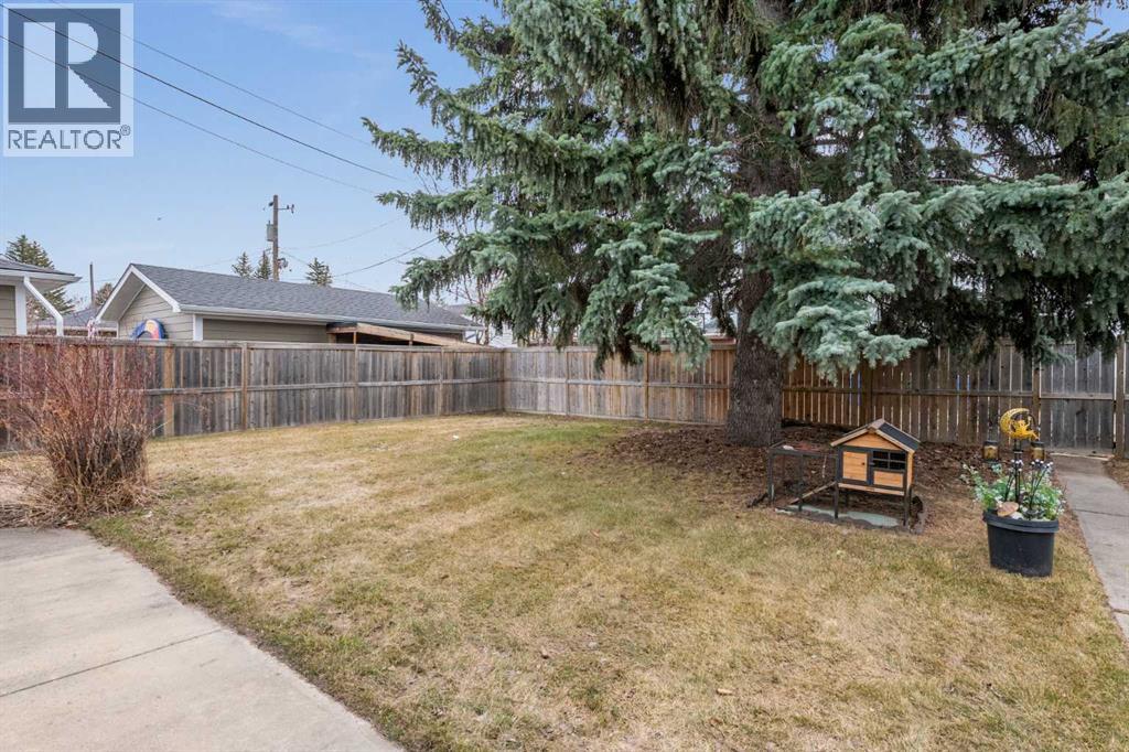 Lots of room to relax, play and grow!