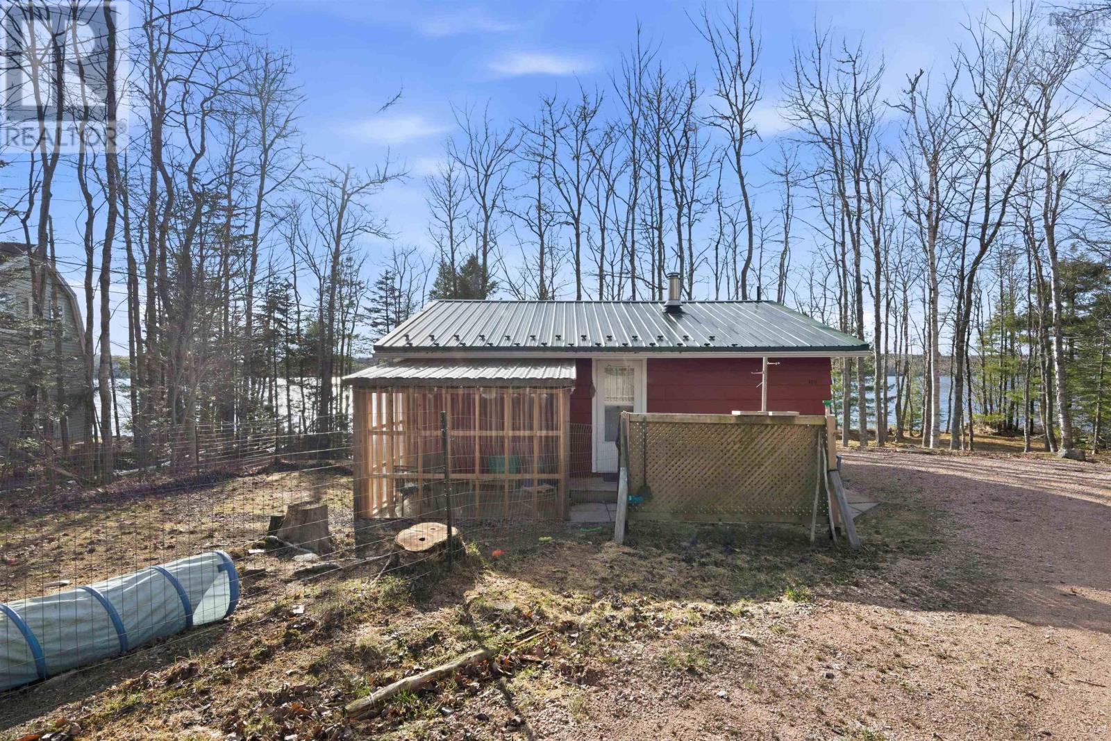 Property 41 of 49 of 105 Birch Grove Drive
