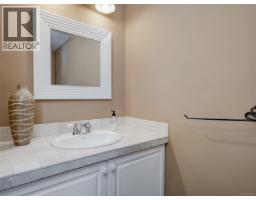 560 Wilderness Pl, Sooke, BC V9Z1C4 Photo 30