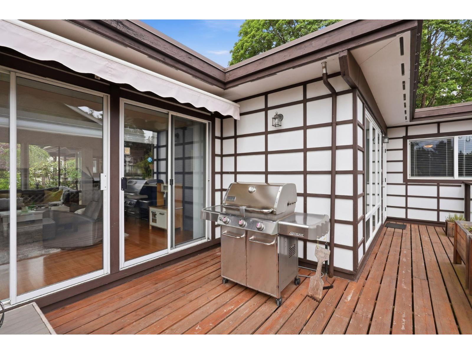 7268 YORK Crescent, Delta