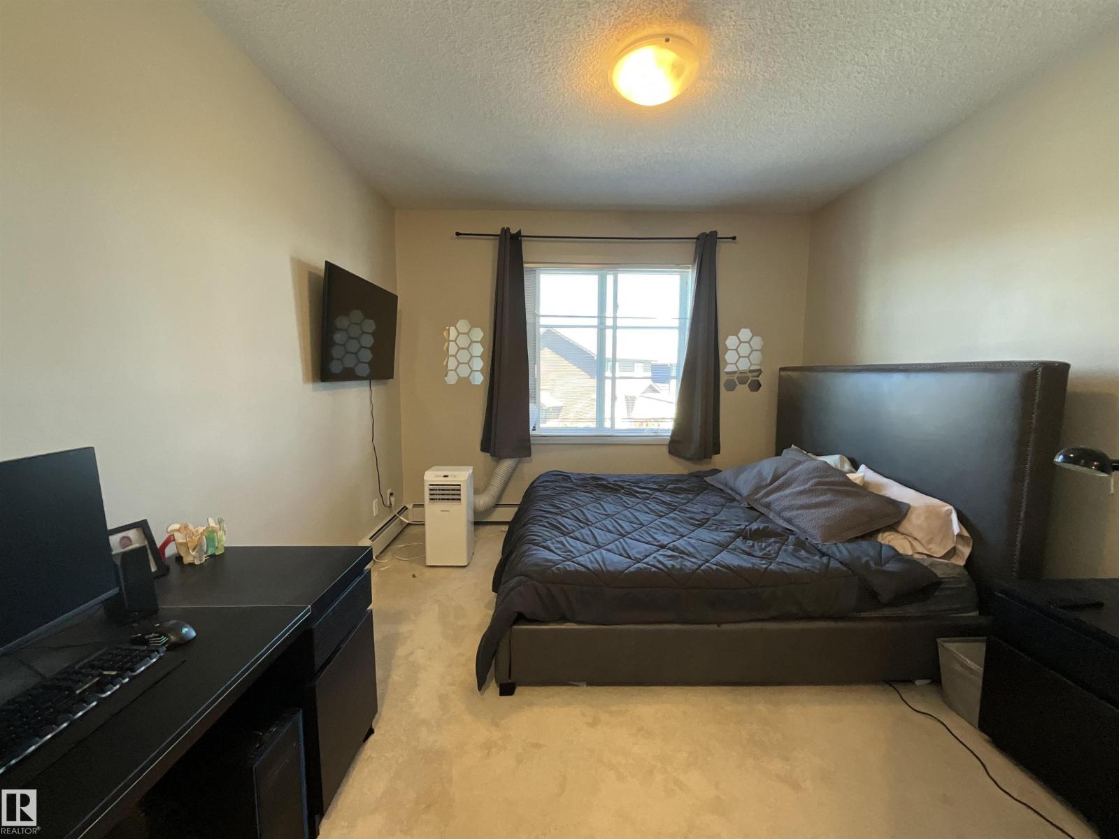 #209 1004 ROSENTHAL BV NW — photo 9