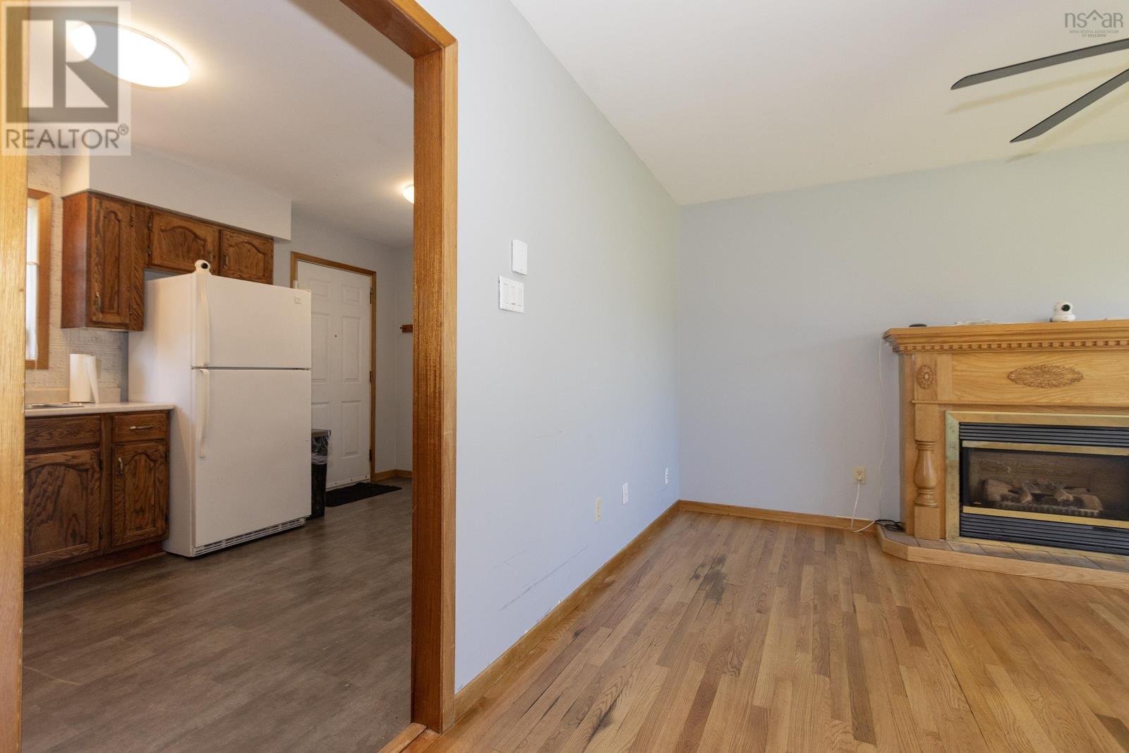 Property 2 of 33 of 50 Townshend Avenue