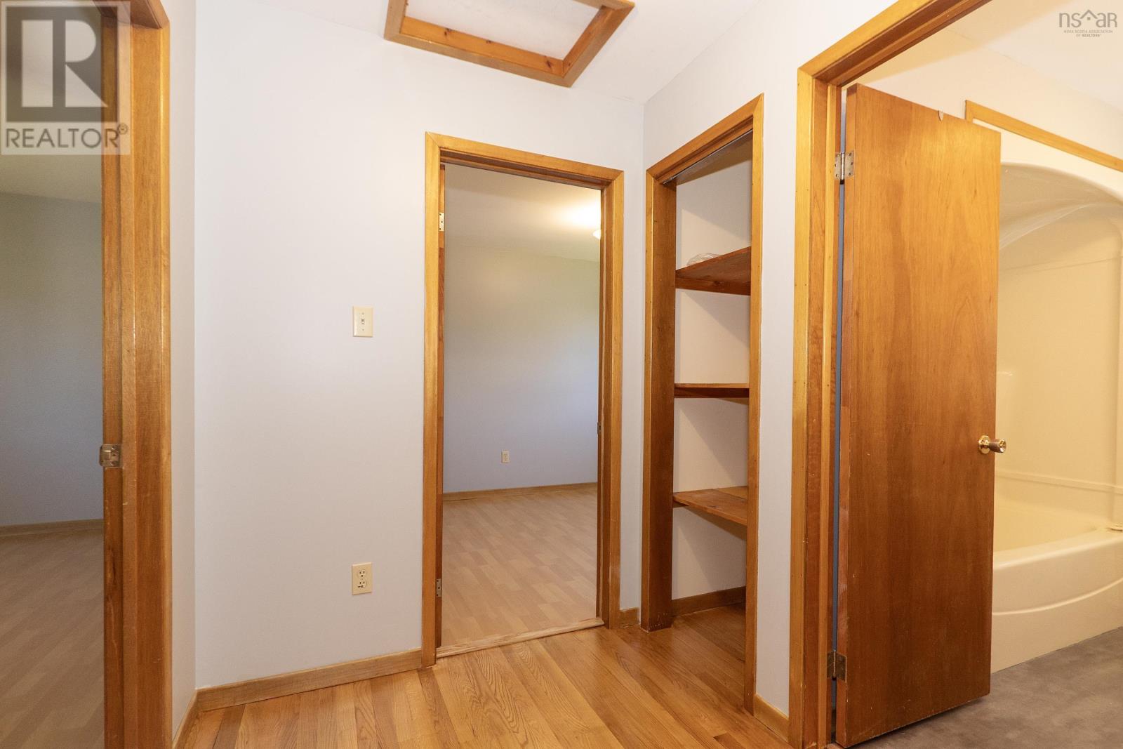Property 20 of 33 of 50 Townshend Avenue