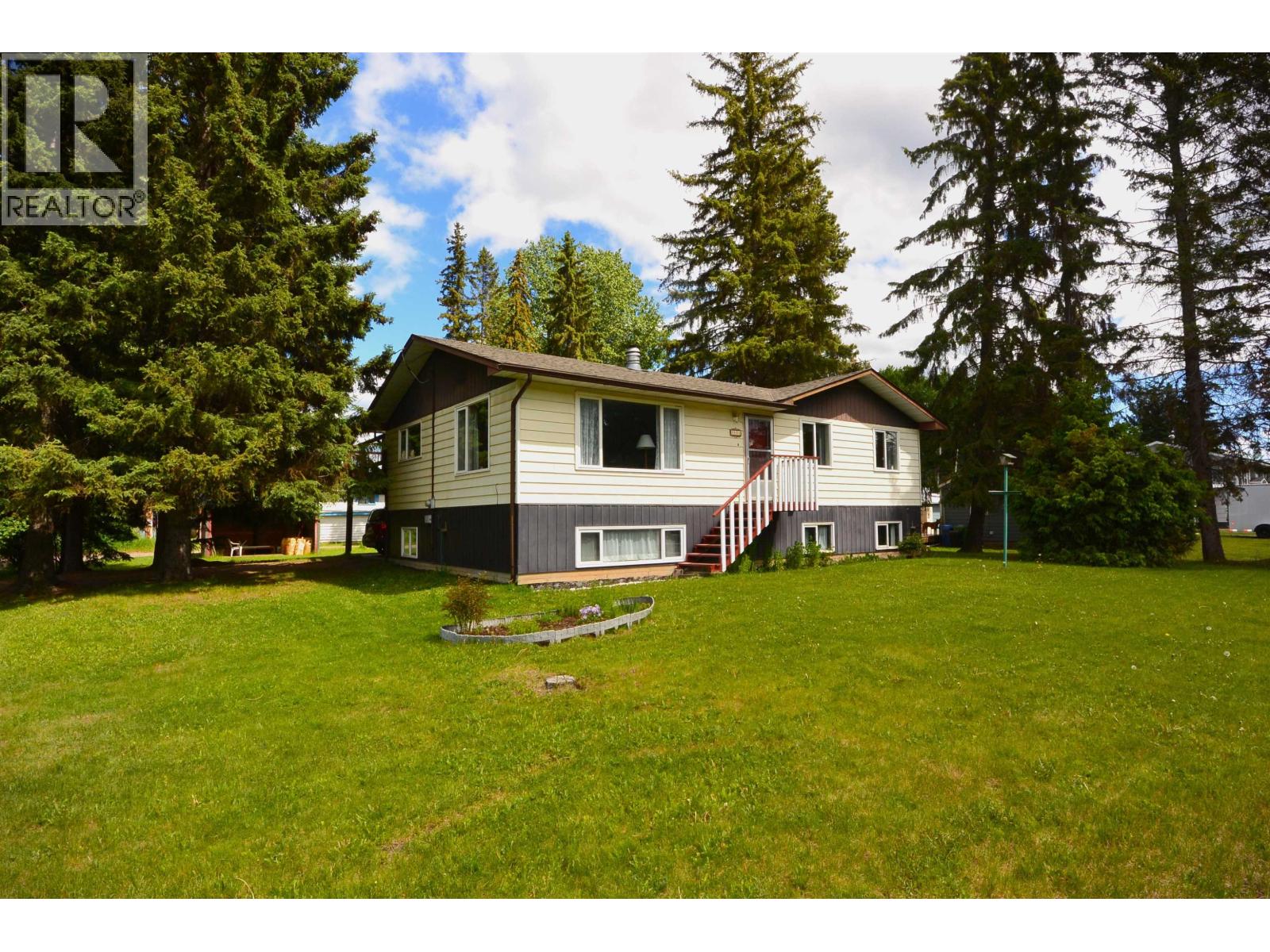 3592 4TH AVENUE - 1