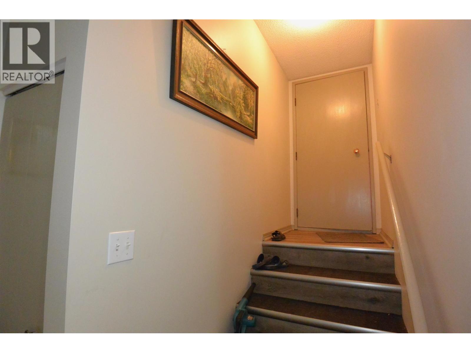 3592 4TH AVENUE - 24
