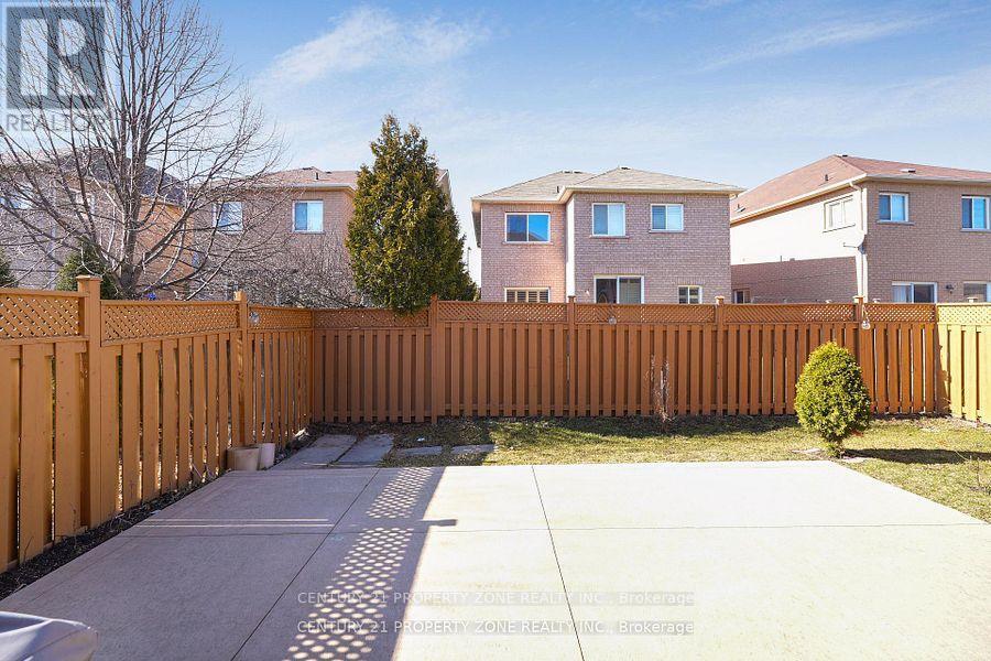 43 ALICE SPRINGS CRESCENT - 41