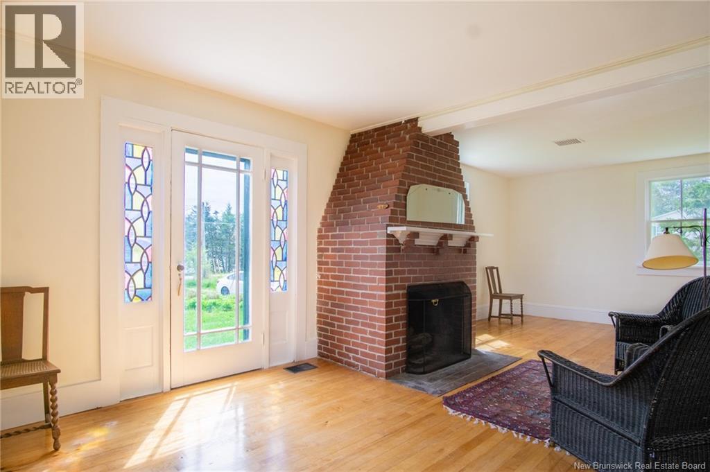 64 North Road - Image 3