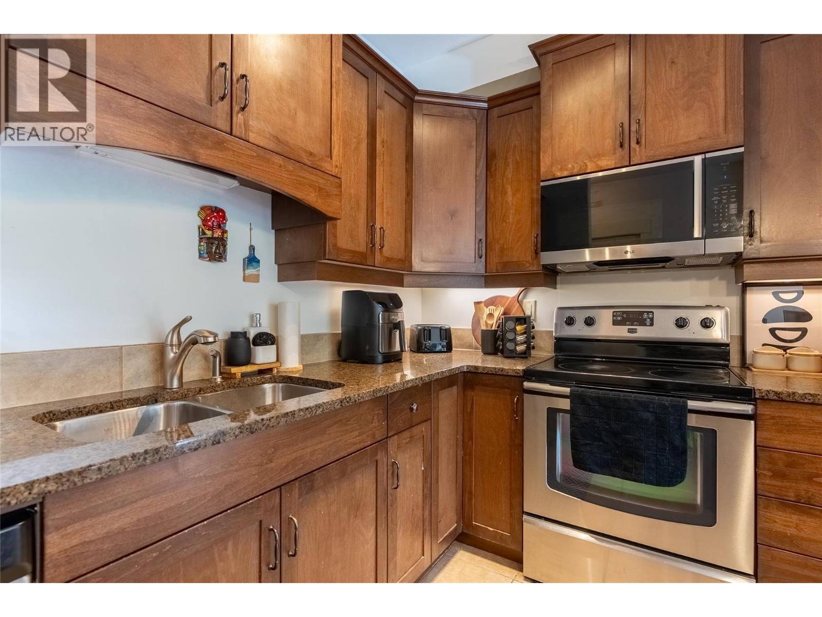 #304 795 Mcgill Road - 4