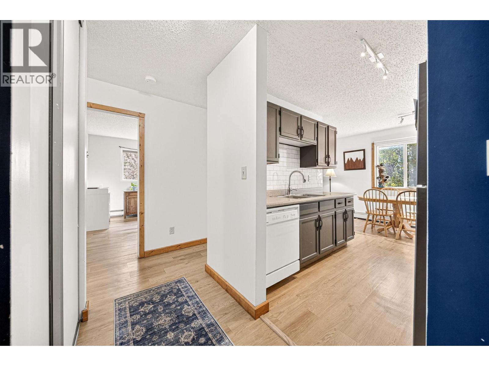 #308 65 Cokato Road - 3